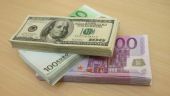 
	Leul ia o gura de aer! Cursul a coborat sub 4,26 lei/euro

