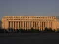 Posturile din sistemul bugetar sunt blocate, iar in institutiile publice din tara se fac angajari la greu