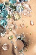
	Swarovski made in Romania, la jumatate de pret fata de bijuteriile de import !
