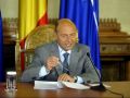 Traian Basescu: Reducem pensiile si salariile sau "amanetam" viitorul tarii! VIDEO