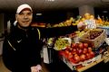 
	In Bucuresti s-au deschis 4 piete cu fructe si legume, la pret de producator
