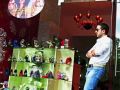 
	Afacere de criza: pantofi din China vanduti in Romania sub brand cu nume italienesc de un libanez
