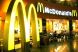 
	McDonald's trebuie sa plateasca unui fost manager 17.500 dolari. El acuza firma ca l-a "ingrasat' cu 30 de kilograme!

