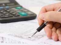 
	Guvernul apeleaza tot la rezerva bugetara ca sa achite datoriile companiilor de stat
