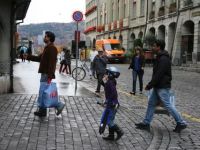 
	Elvetia nu mai vrea imigranti. In special, romani si bulgari
