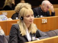 
	Cu cat au crescut averile europarlamentarilor romani in 2010
