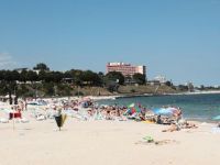 
	Regii plajelor de la Marea Neagra. Zece companii administreaza jumatate din plaja, doar trei au hoteluri
