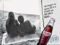 
	Pepsi, in hainele din anii '70. Cat se castiga din ambalajele retro?
