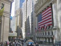 
	Manhattan, insula bogatilor din New York, cumparata cu 1.000 de dolari de olandezi

