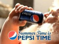 
	Imaginile care au pornit "Razboiul Rece ca Gheata". Pepsi, acuzata ca a furat simbolurile Coca-Cola VIDEO
