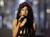 
	Viata si decaderea unei vedete. Amy Winehouse a cheltuit 14,6 milioane de dolari pe petreceri
