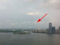 
	O doamna broker a inchiriat un avion ca sa transmita un mesaj celor de la S&P si lui Obama. Citeste dedicatia
