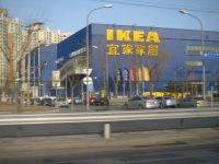 
	Imprumuta si castigi. Cum arata magazinele Apple si IKEA in varianta chinezilor FOTO
