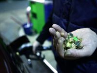 
	Motorina, mai scumpa decat benzina. Cum explica producatorii petrolieri majorarile&nbsp;
