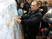 
	Premierul Boc: Anul acesta, pana la sfarsit, vom avea in circulatie 123 de km de autostrada

