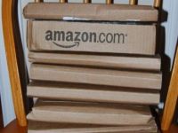 
	Veniturile Amazon scad cu 73%. Lupta cu tableta iPad il costa pe cel mai mare retailer online 20 mld de dolari
