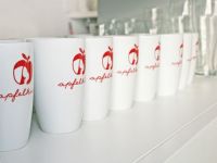 
	Marul lui Jobs, sursa de inspiratie pentru start-up-uri. Cu cine se judeca Apple pentru logo-ul aclamat de milioane de fani
