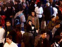 
	Guvernul impune companiilor de stat sa inghete angajarile si sa reduca cheltuielile cu salariile. Din nou&nbsp;

