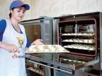 
	Povestea Fornetti, cel mai extins lant de patiserii. De la afaceri de 40 de mil. euro si sute de cereri de franciza in boom, la cererea insolventei in criza
