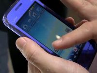 
	Telefoanele codate intr-o anumita retea ar putea fi deblocate automat la expirarea contractului VIDEO
