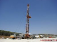 
	Pretul petrolului Brent incepe anul in urcare puternica, pe fondul tensiunilor dintre Iran si SUA
