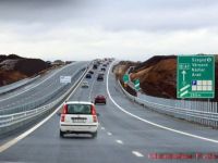 
	Transportatorii solicita introducerea unui sistem de taxare in functie de distanta parcursa&nbsp;
