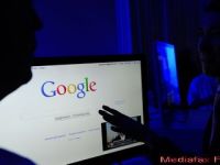 
	Android bifeaza victorii pe doua fronturi: LG vrea sa cucereasca sufrageria si lanseaza Google TV, iar Samsung anunta profit record

