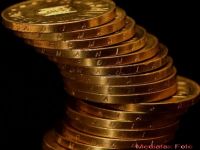 
	Depreciere istorica. Cursul BNR: 4,4463 lei/euro. De frica posibilului faliment al Greciei, investitorii isi retrag banii VIDEO
