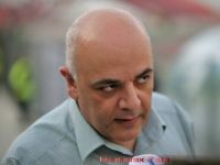 
	Raed Arafat a demisionat din functia de subsecretar de stat in Ministerul Sanatatii, in urma disputelor cu presedintele Basescu
