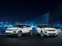 
	7 branduri se bat pentru finala "Eurovisionul" producatorilor auto. Cine va castiga titlul de &ldquo;Car Of The Year 2012&rdquo;
