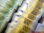 
	Austriecii dinamiteaza creditarea din Europa de Est. Romania, printre tarile cele mai afectate
