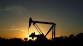
	Urmeaza scumpiri masive ale carburantilor. Pretul petrolul va creste cu 20-30%, in urma sanctiunilor impotriva Iranului, estimeaza FMI
