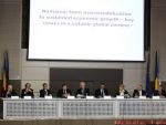 
	Romania negociaza cu Banca Mondiala un imprumut de un miliard de euro pentru a sustine bugetul tarii
