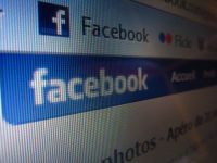
	Cea mai iubita retea de socializare se pregateste de listarea la bursa. Compania care vrea sa bata toate recordurile
