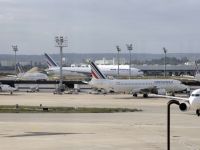 
	Transportul aerian din Franta, paralizat de greva intre 6 si 9 februarie. Air France sfatuieste calatorii sa schimbe datele zborurilor &nbsp;
