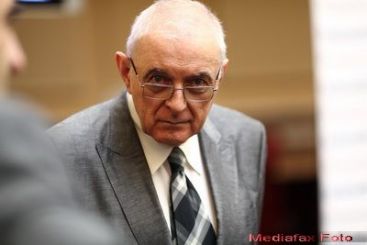 
	Adrian Vasilescu, BNR: Unui premier tehnocrat i-ar fi greu "sa faca echilibristica" la Palatul Victoria
