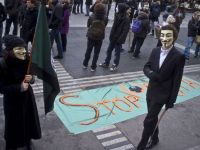 
	Vor un internet liber. Cateva mii de persoane manifesteaza in Europa impotriva Acordului ACTA GALERIE FOTO
