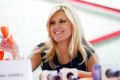 Basescu: "Cu tocuri inalte, cu pantaloni stramti, Elena Udrea a avut cea mai buna rata de absorbtie a fondurilor europene" VIDEO