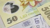 
	Cresterea salariilor bugetarilor si a restituirea catre pensionari a contributiilor sociale, oficiale. Guvernul le-a aprobat prin OUG
