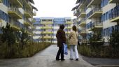 
	Preturile apartamentelor au scazut cu 3,8% fata de anul trecut. Un metru patrat costa, in medie, 1.000 de euro
