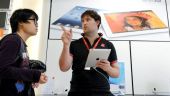
	Cand pasiunea pentru tehnologie depaseste orice limita. Adolescentul care si-a vandut un rinichi pentru a-si cumpara produse Apple
