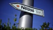
	Una dintre cele mai mari tranzactii ale anului: Nestle cumpara o parte din Pfizer
