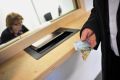
	Asigurati-va ca v-ati platit contributiile la sanatate. De la 1 iulie, Fiscul ii executa silit pe rau-platnici. CNAS are de recuperat 1,4 mld. euro VIDEO
