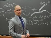 
	Interviurile incont.ro. Profesor la Harvard: &bdquo;Antreprenoriatul inseamna 99% executie. Ideile sunt relativ ieftine&rdquo;. Cele 5 mari greseli in afaceri
