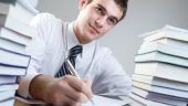 
	Se da startul internshipurilor de vara. Joburi pentru liceenii de peste 16 ani
