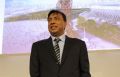 
	Angajatii combinatului de la Galati s-au trezit cu patronul Lakshmi Mittal la usa. De ce a venit in Romania unul dintre cei mai bogati oameni ai lumii
