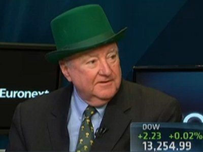 Legenda de pe Wall Street. Art Cashin, brokerul care de 50 de ani face bani pe bursa si ii da saracilor