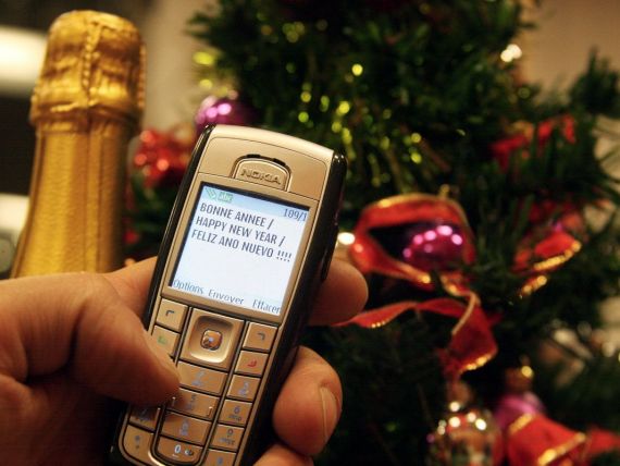 Sfarsitul SMS-ului. Declin dupa doua decenii in care a schimbat felul cum oamenii interactionau intre ei