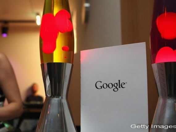 Google isi ingroapa una dintre embleme. Pana cand mai putem folosi Google Reader, proiectul caruia i-a dat unda verde chiar Marissa Mayer