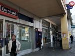 Creditorii externi ai Greciei cer bancilor elene sa-si vanda subsidiarele din Europa de Sud-Est. In Romania exista Banca Romaneasca, Bancpost, Piraeus Bank si Alpha Bank